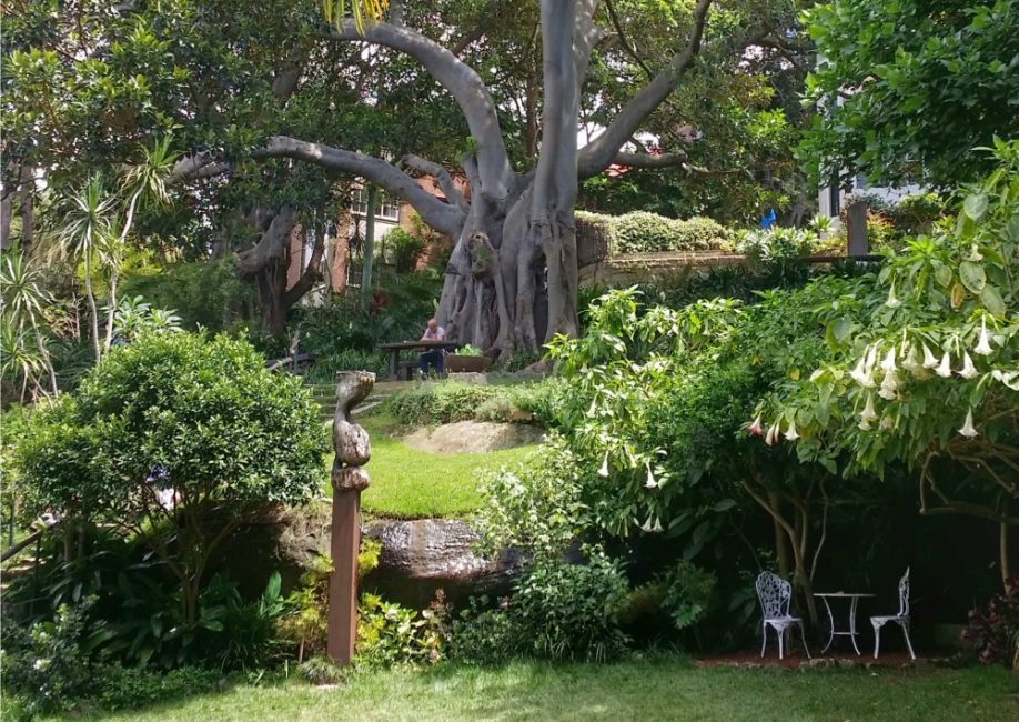 Quiet picnic spots in Sydney Wendys secret garden