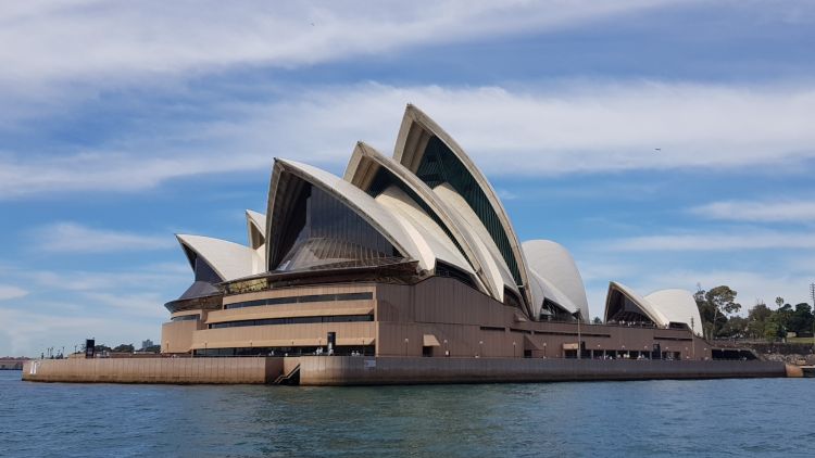 Photographing Sydney Opera House from the water
