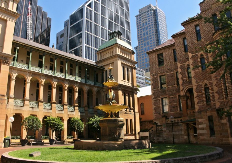 Sydney Hospital Grounds and Fountain