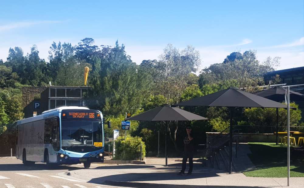 Blue Mountains local bus at Scenic World 