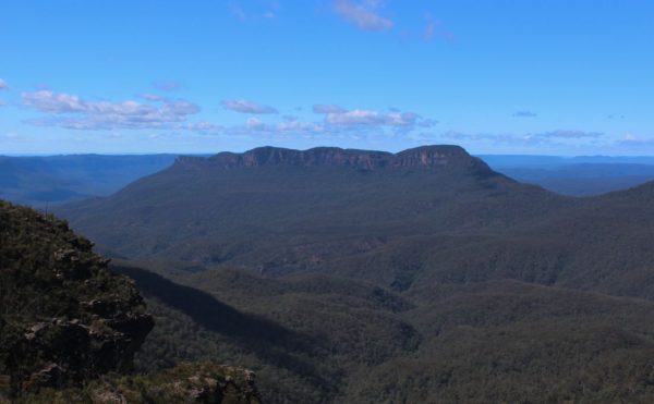 Mount Solitary from Echo Point 