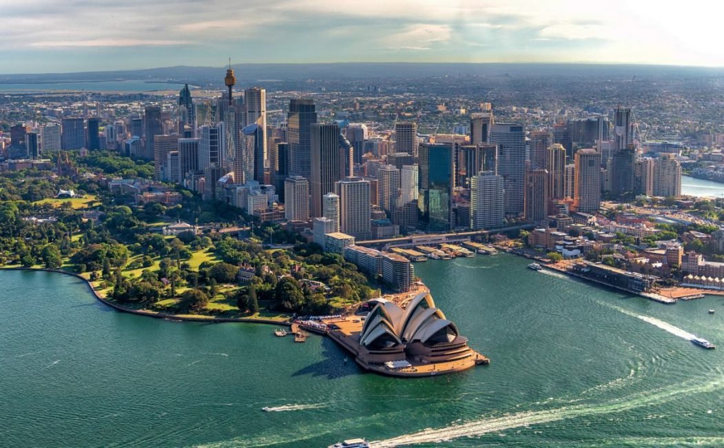 Aerial view of Sydney Harbor and Downtown Skyline, Australia.