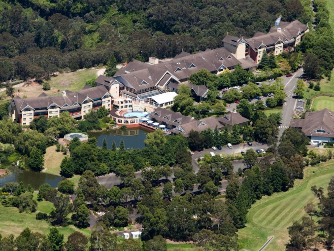 Blue Mountains resort in leura from above