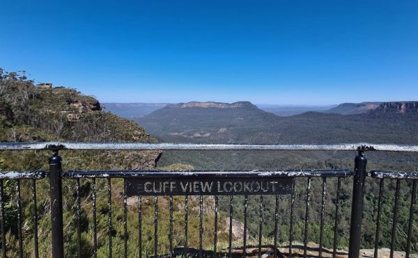 Blue Mountains Lookout at Cliff View Katoomba