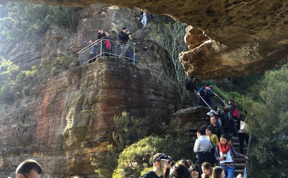 Three Sisters Stairs Blue Mountains Honeymoon Bridge 