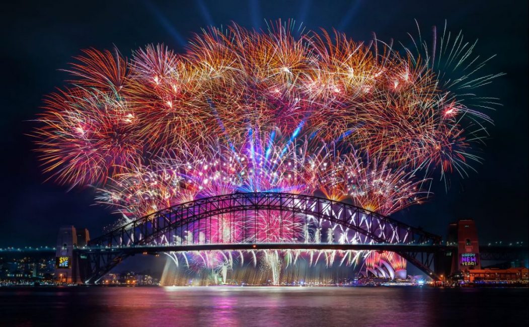 NYE FIreworks on Sytdney Harbour Bridge