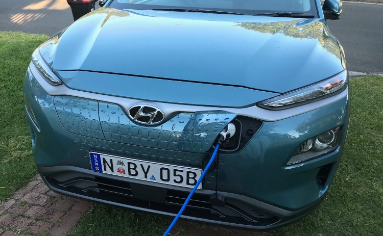 Charging an electric car 