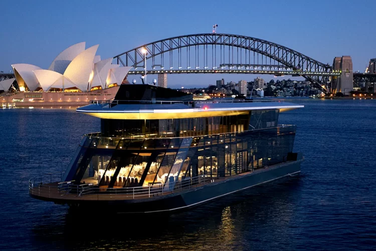 Starship Sydney Glass boat on Sydney harbour