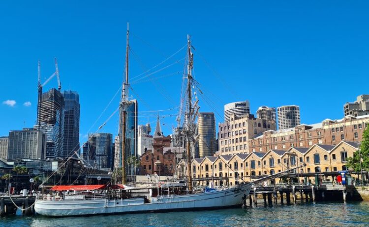 Campbells Cove The Rocks