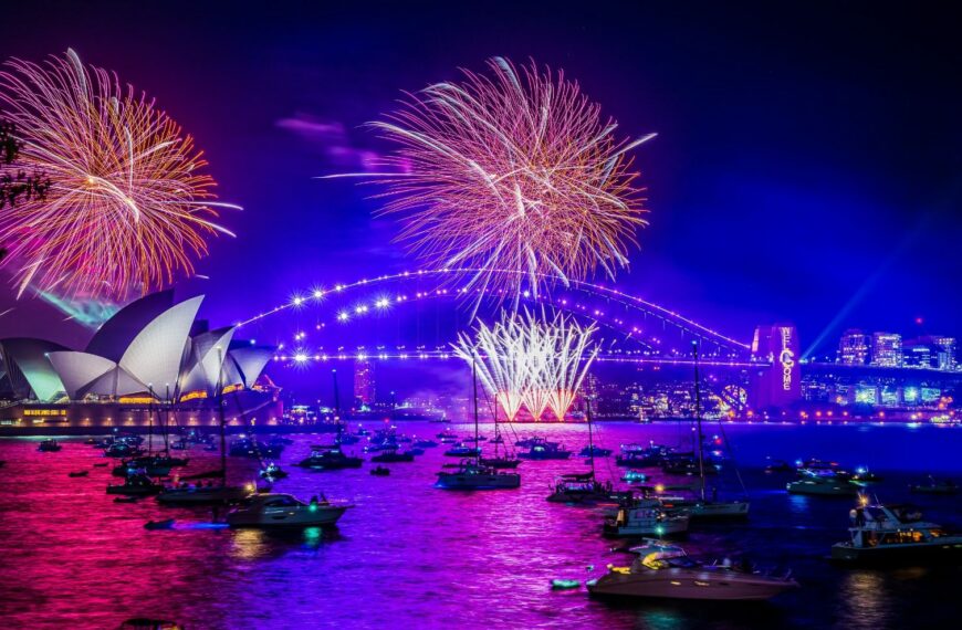 New Years Eve in Sydney credit: Keith McInnes via Destination NSW