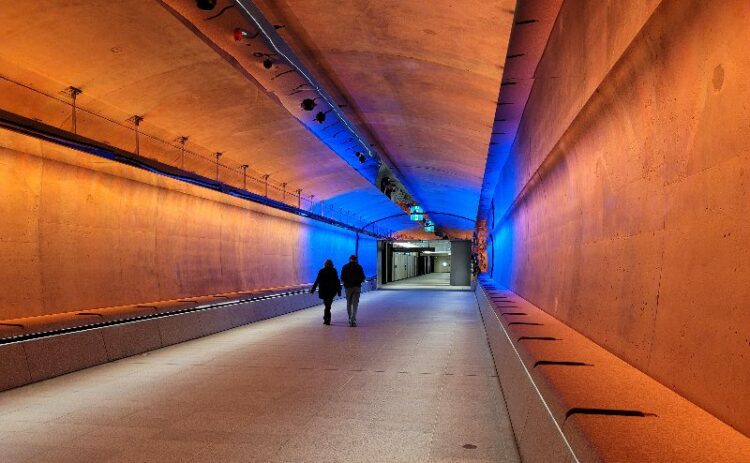 Muru Giligu Path of Light Tunnel from Martin Place Metro artwork