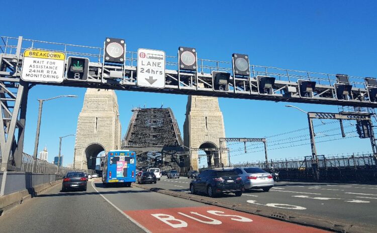 sydney harbour bridge signs