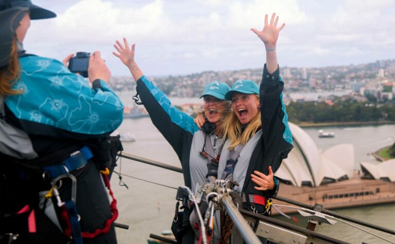 Bridgeclimb mother daughter summit