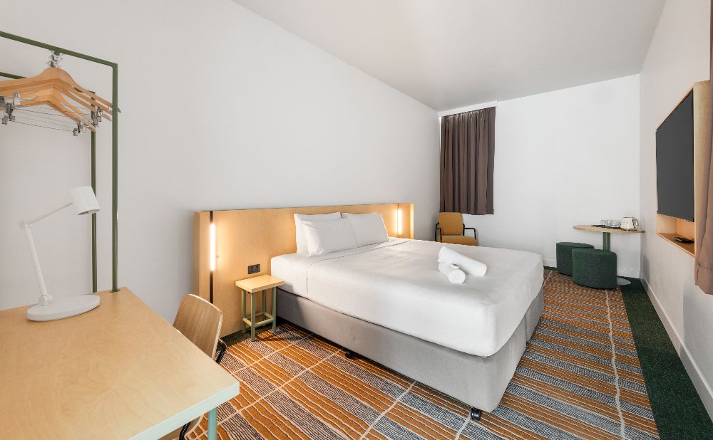 YHA Sydney Harbour King Ensuite Room
