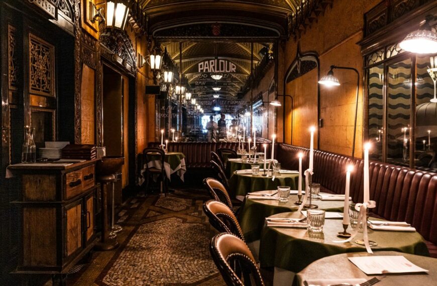 Parlour restaurant near the State Theatre