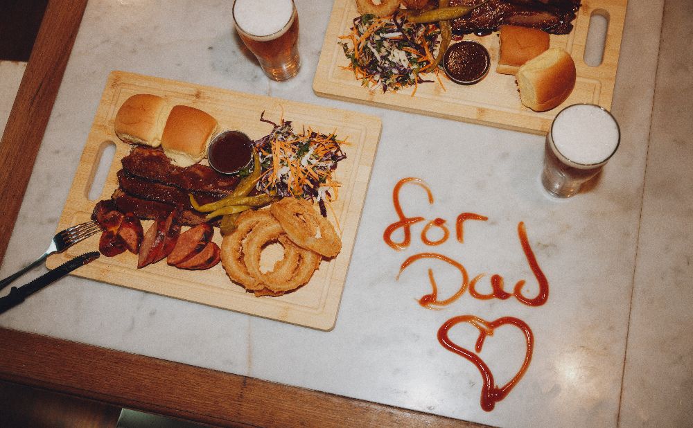 Solotel BBQ Meat Plate with onion rings