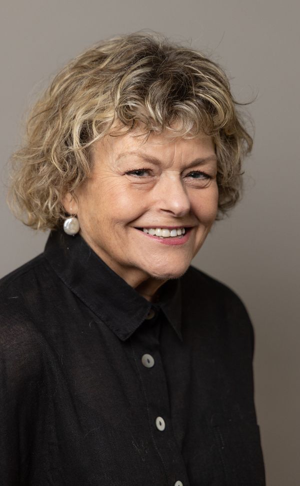 Genevieve Lemon in Cluedo