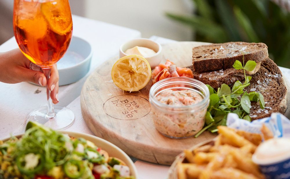 dining at Boathouse Patonga