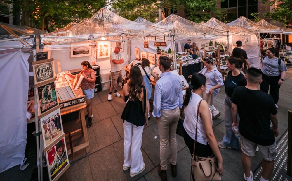 people shopping at Parramatta Christmas Market