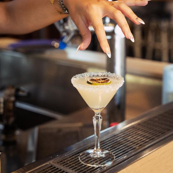 woman making a Margarita