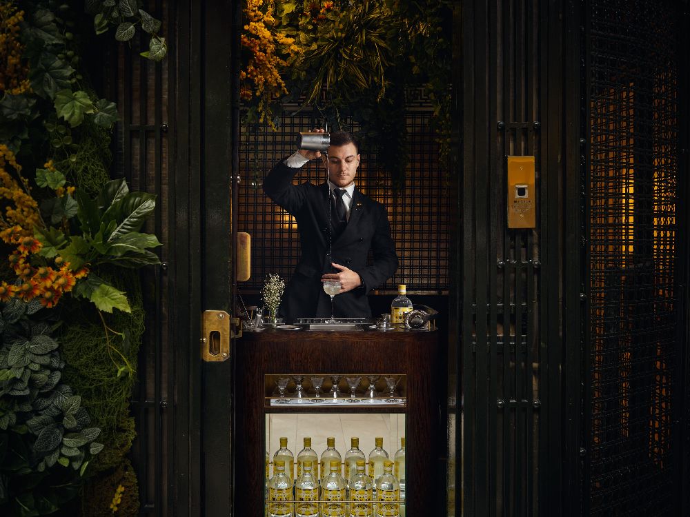 Easter Lift Bar at Interconintal Sydney