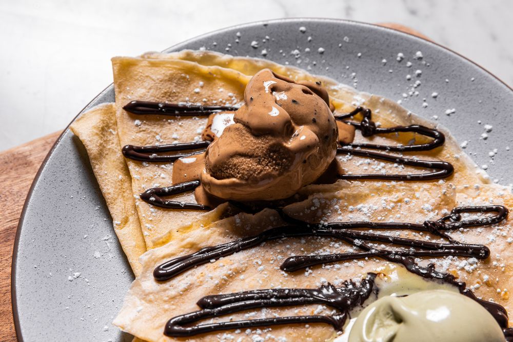 Rivareno winter menu - crepes topped with gelato