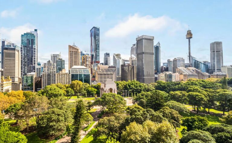 Oaks Serviced apartments Hyde Park view